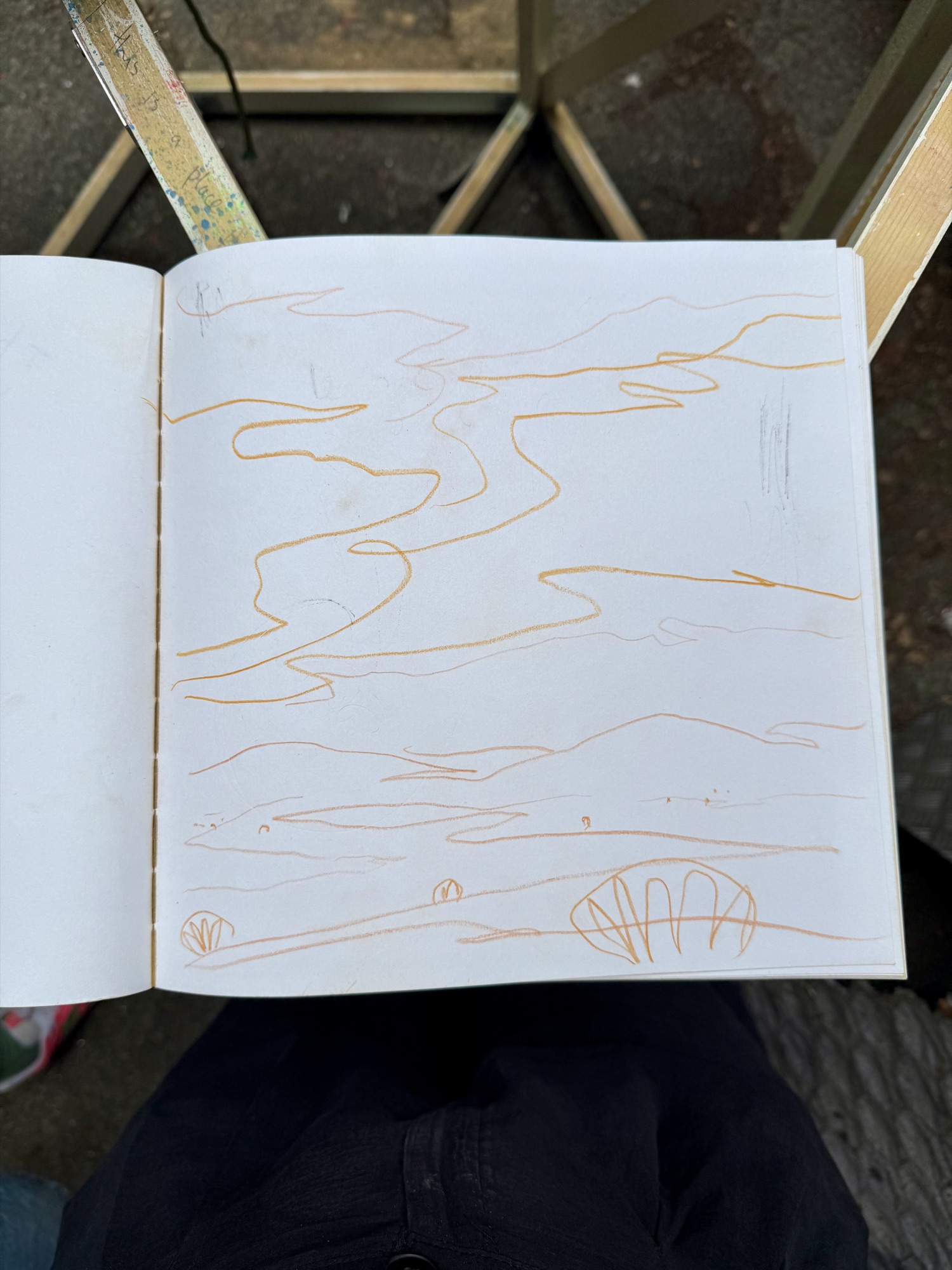 A page from the book with handwritten messages from visitors